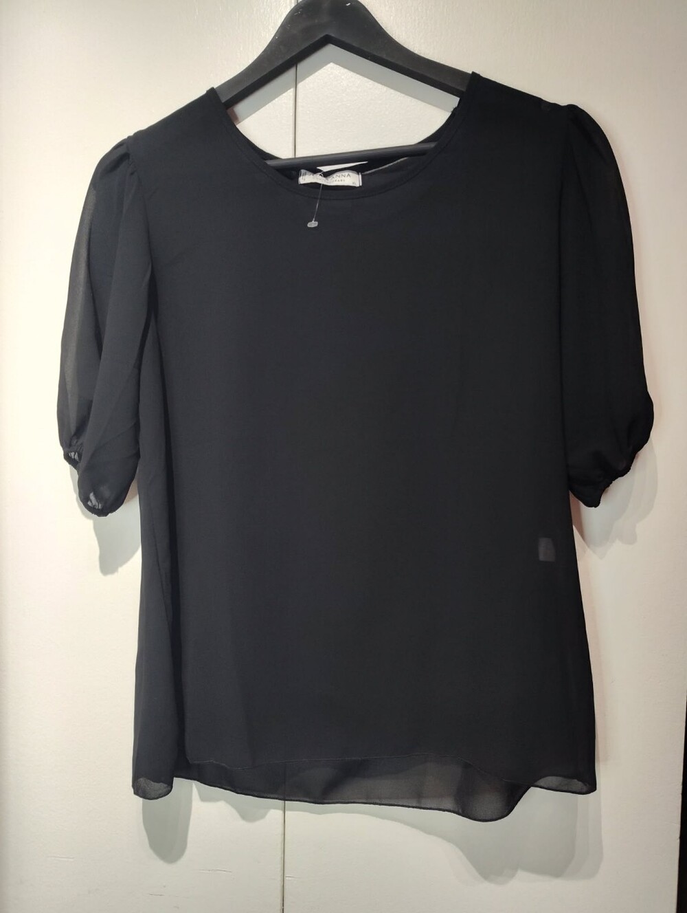 Jon & Anna Black Puff-Sleeve Blouse